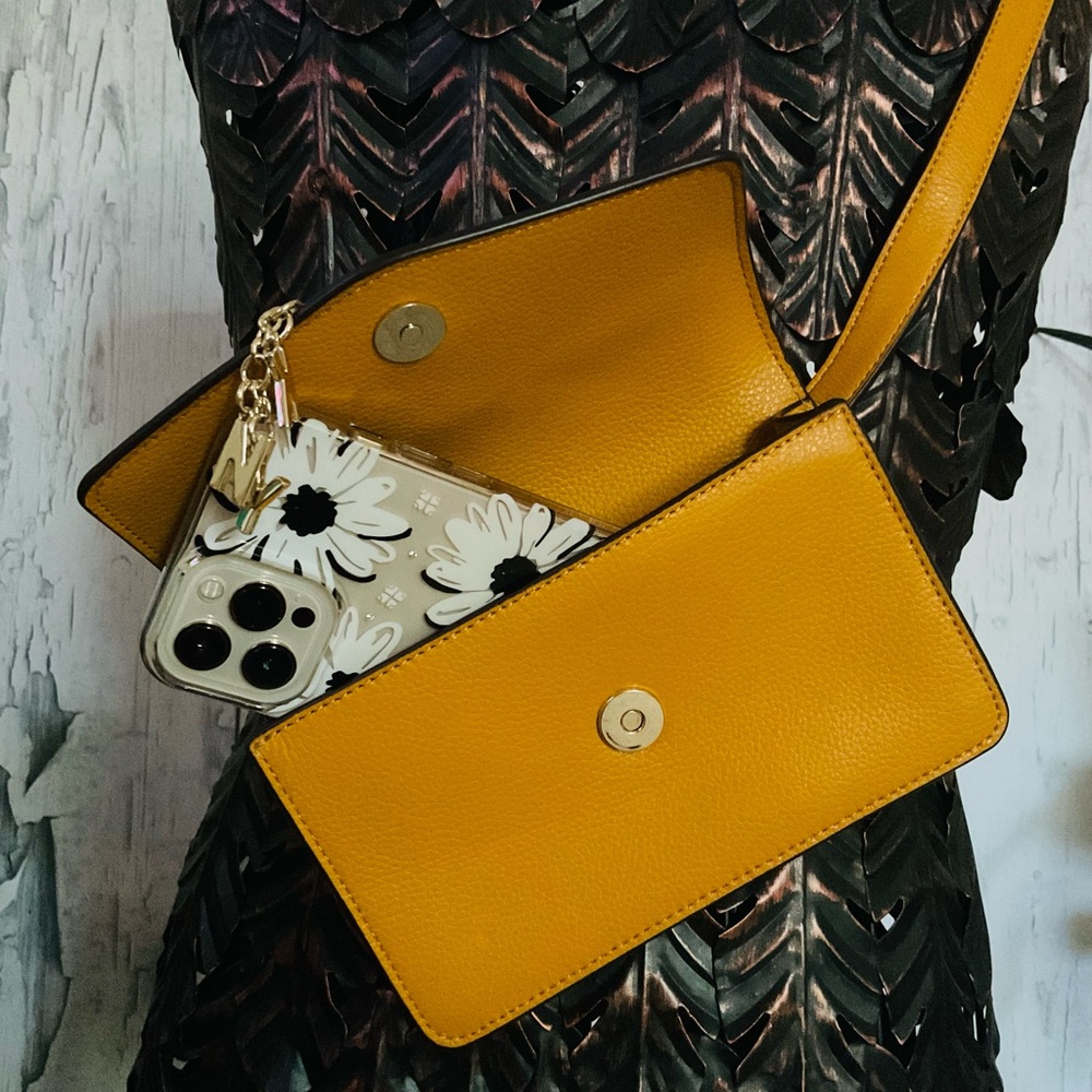 DKNY Elissa Leather Belt Bag Yellow/Marigold NWOT - Picture 9 of 11